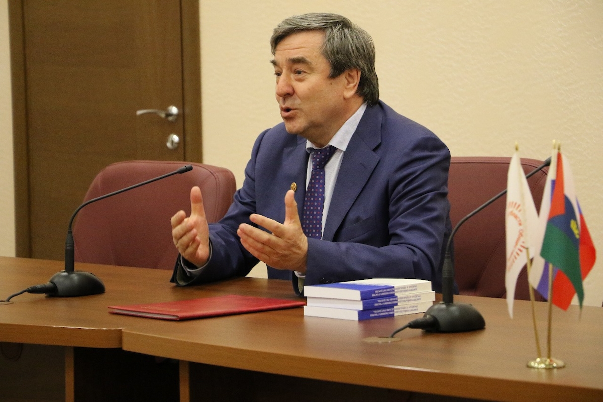Общественная палата Тюменской области выступила в поддержку «Конституции русской мечты»